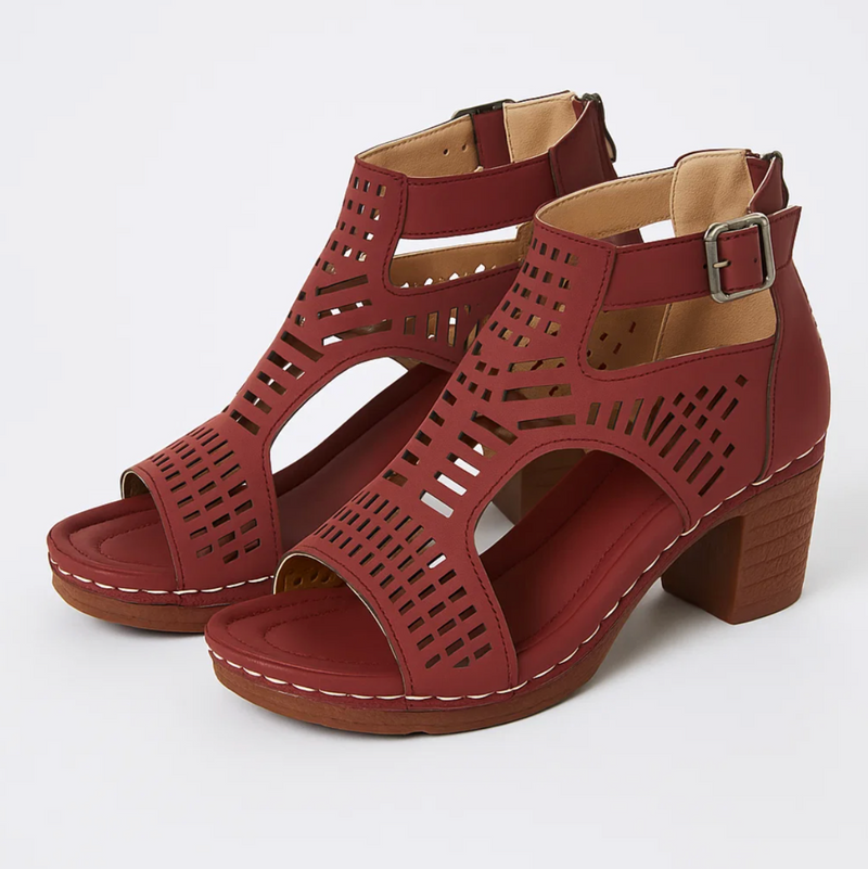 Cut-Out Sandalen